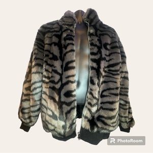 Soft Fur Coat with Turn-Down Collar: Luxurious Warmth & Style